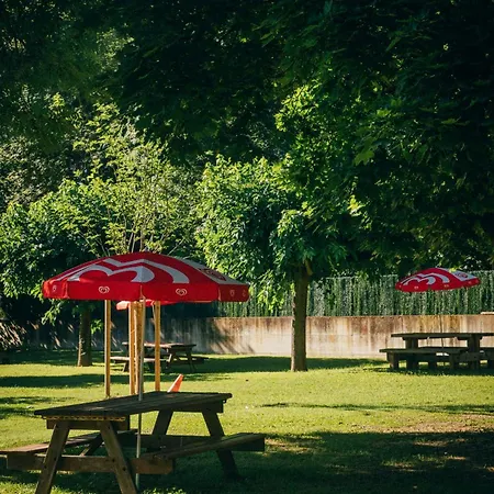 Kemp Intercommunal De Beaurepaire (Isere)